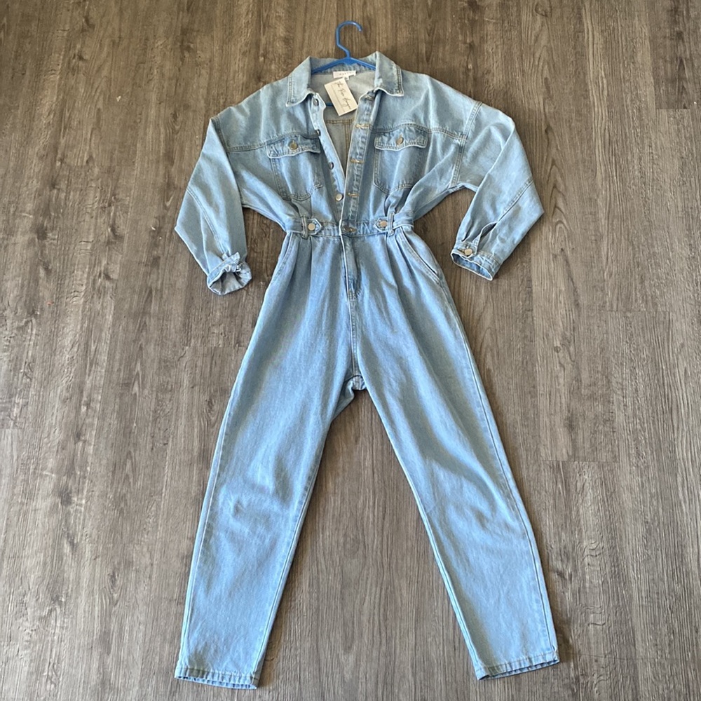 NWT 🌻 Highwaisted Denim Jumpsuit